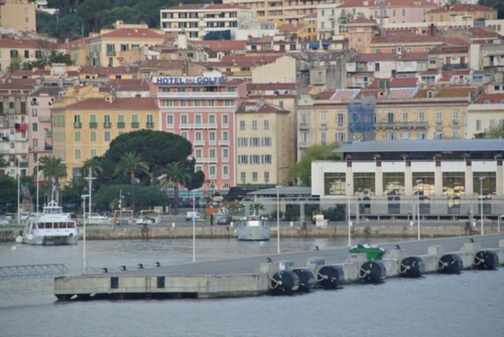 Du Golfe Ajaccio (Corsica)